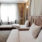Hotel Madame Roza